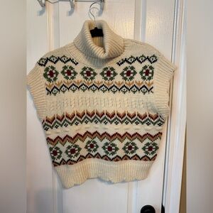 NWT Miss Love L pp 20 Chic Cream Turtleneck Sweater Vest with Pattern